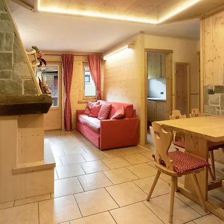 Apartment Dei App 1 *